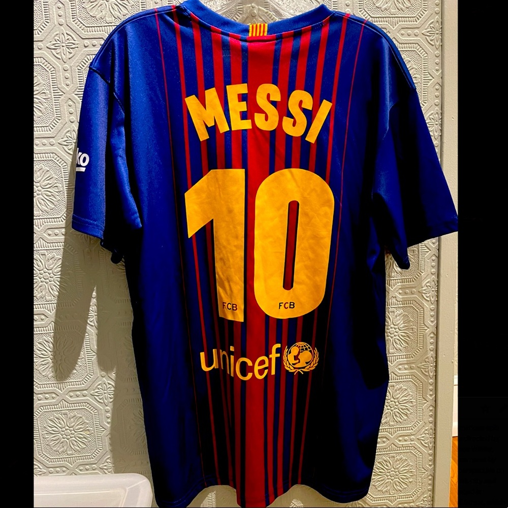 Never worn FCB Rakuten Messi Jersey